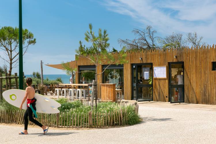 bodard - commerces - RESTAURANT-LA-PLAGE-1